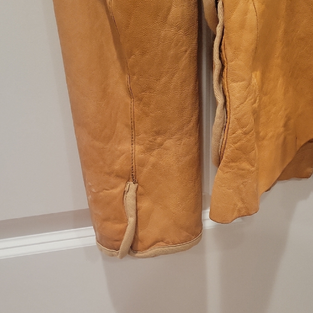 GAP Women's Tan Leather Jacket - Picture 6 of 8